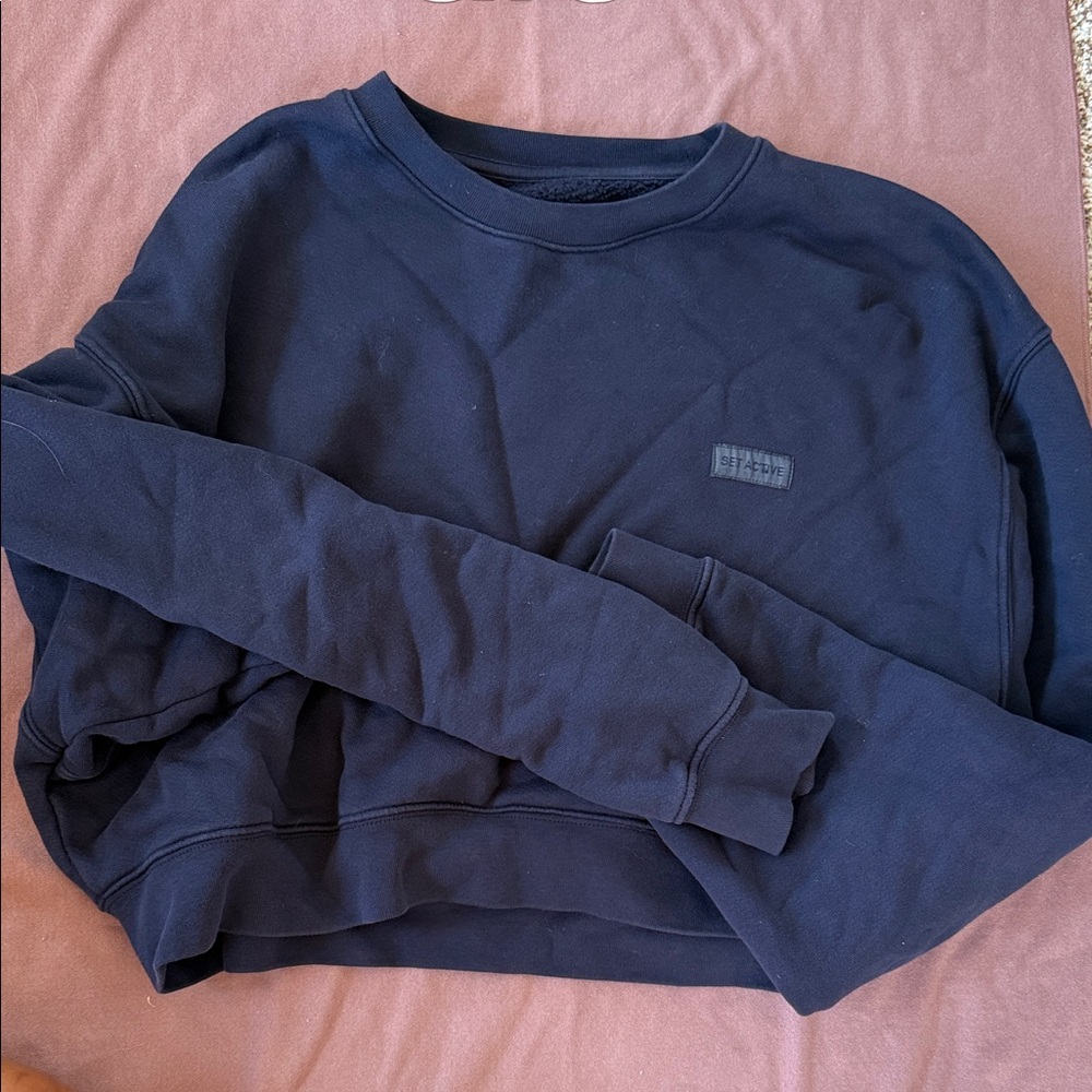 Navy Blue Cropped Sweatshirt